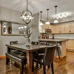 Suites With Pool & Hot Tubs Managed By Little Sister Getaways